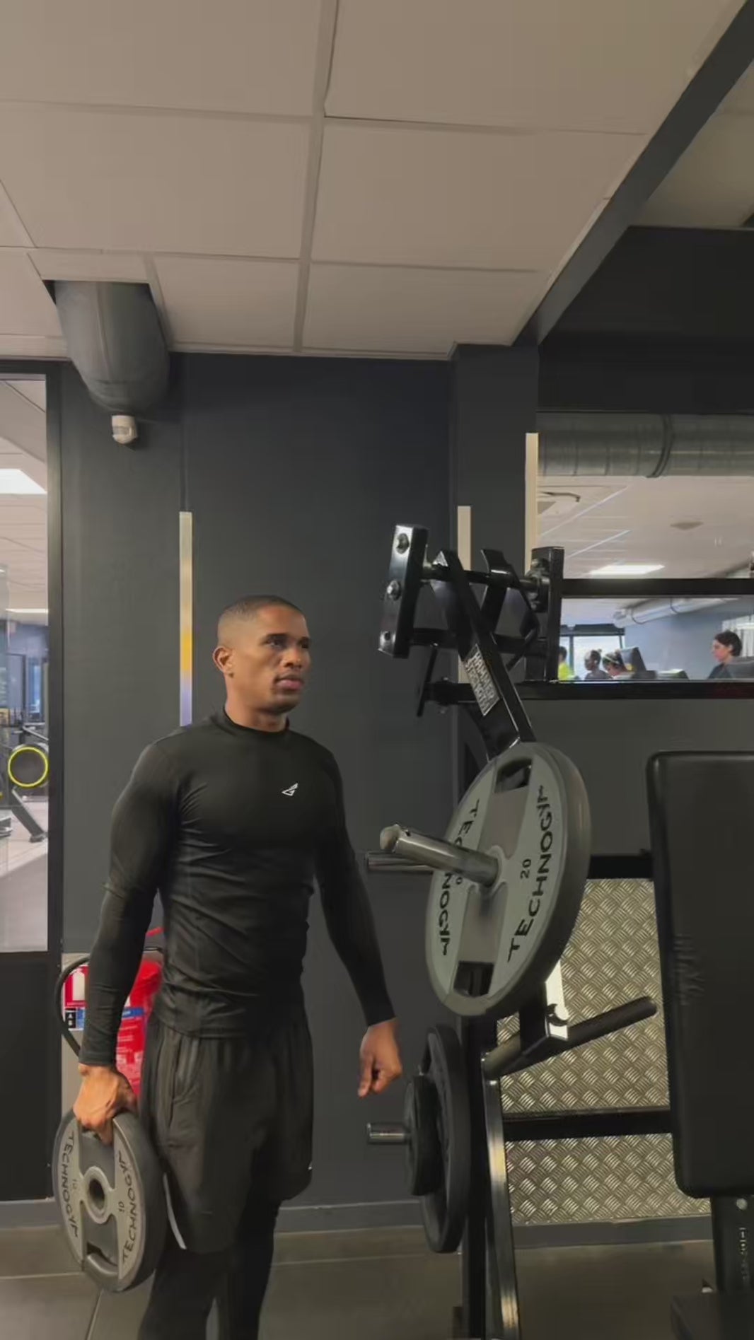 Vêtements de sport conçus pour bouger avec vous.